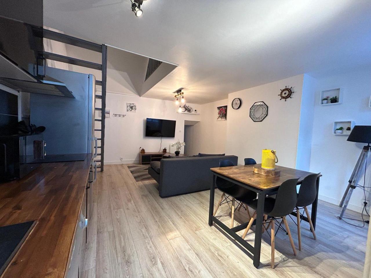 La Casa Tres - Cosy In The Very Centre Port Cherbourg-en-Cotentin Exterior foto